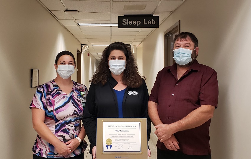 A group of people wearing masks

Description automatically generated with medium confidence