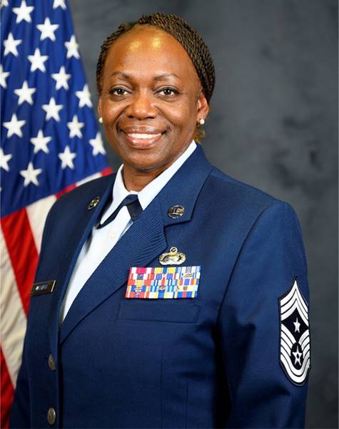 A person in a military uniform

AI-generated content may be incorrect.