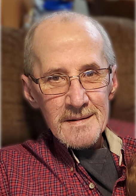 A person wearing glasses and a plaid shirt

AI-generated content may be incorrect.