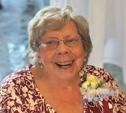 A person smiling at camera

AI-generated content may be incorrect.