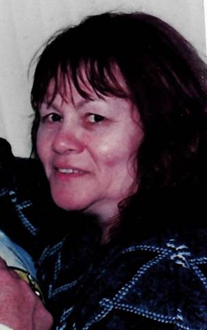 A close-up of a person

AI-generated content may be incorrect.